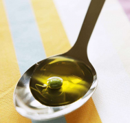 空腹怎么吃喝橄榄油能减肥