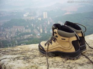如何选购登山鞋和徙步鞋