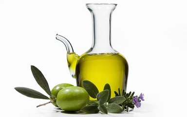 橄榄油怎么美容 巧用橄榄油护肤效果赞